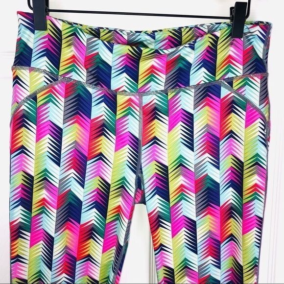 Fabletics Lima high intensity Multi Color Capri crop leggings Medium - Picture 4 of 10
